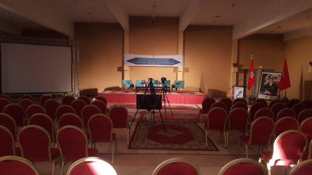 Rs Hotel Karam Palace Ouarzazate Bagian luar foto