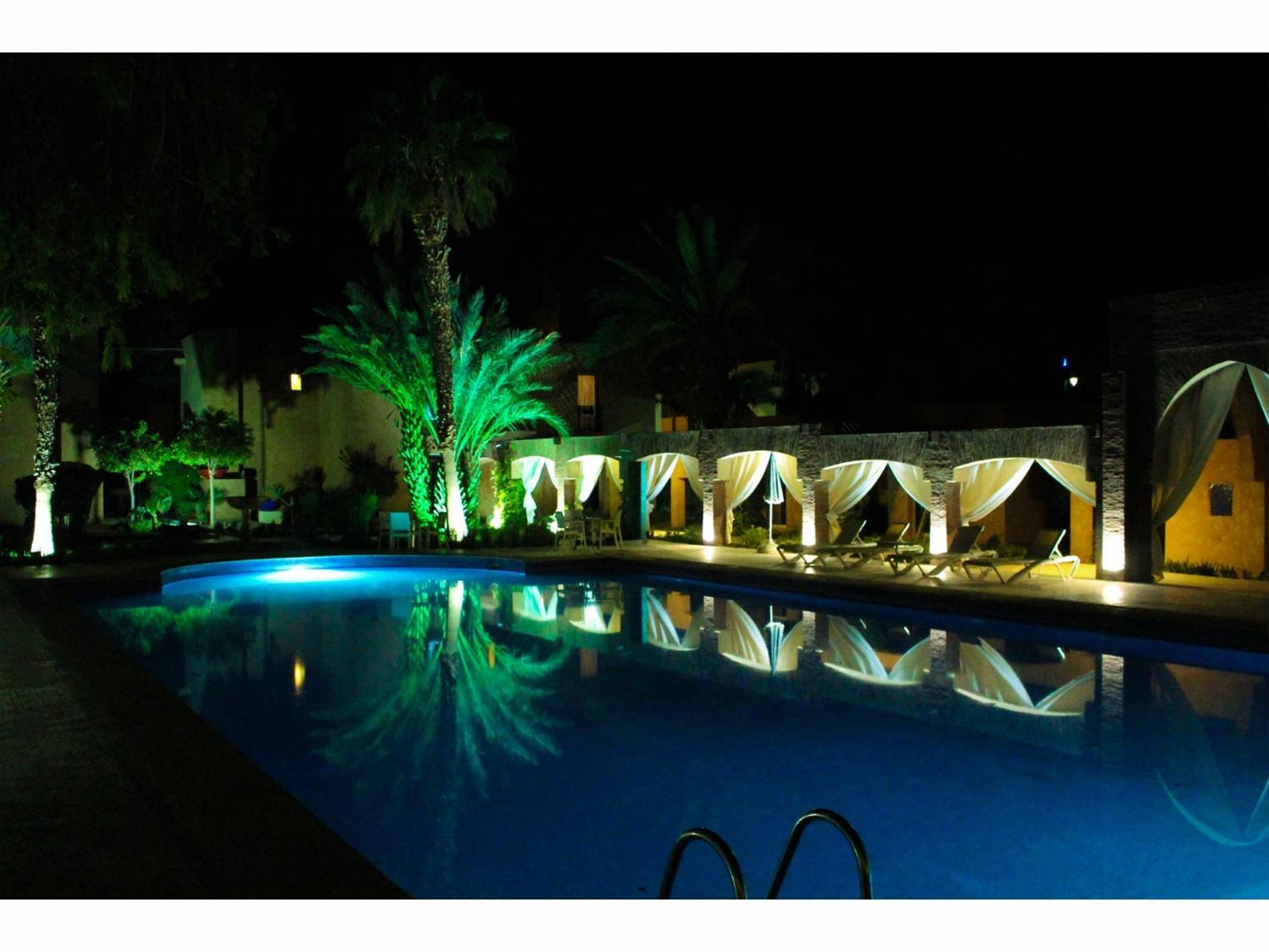 Rs Hotel Karam Palace Ouarzazate Bagian luar foto